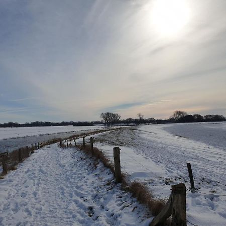 AneveldeLandelijk Gelegen Boerderij Aan De Pothofweg公寓 外观 照片
